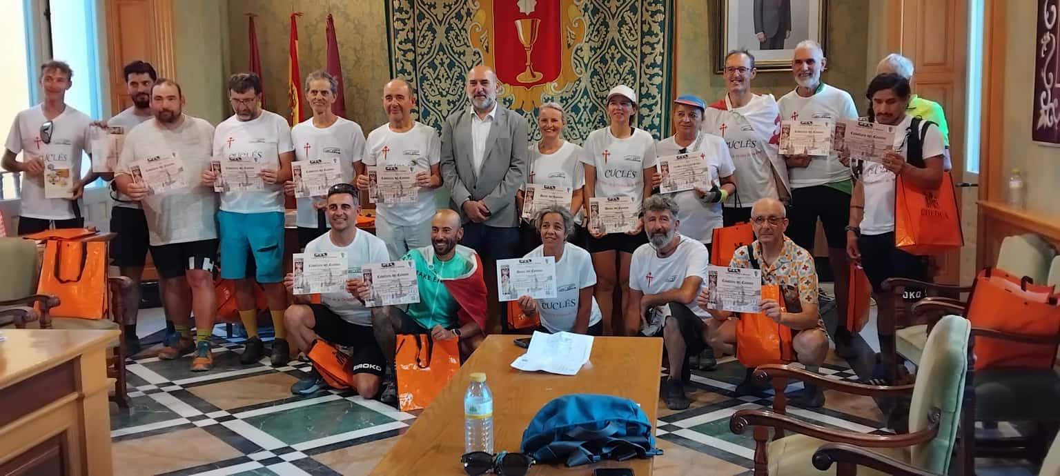 La VIII CUCLÉS: 217 km en bici por el Camino de la Orden