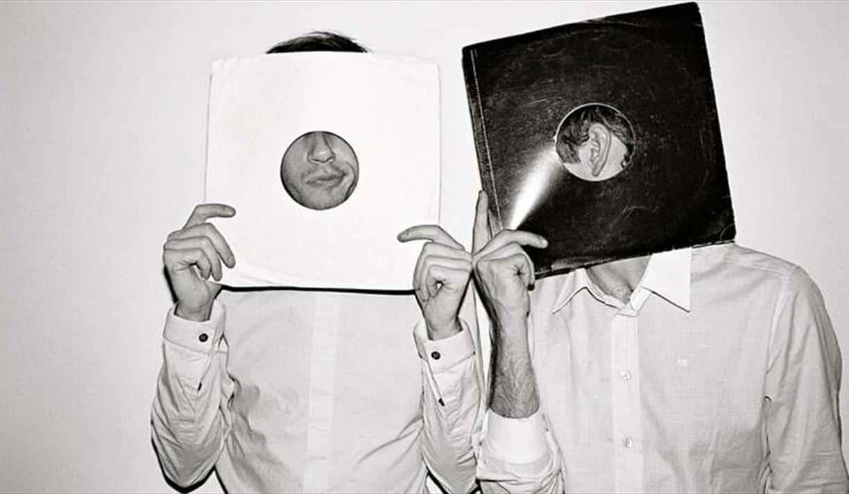 2ManyDJs