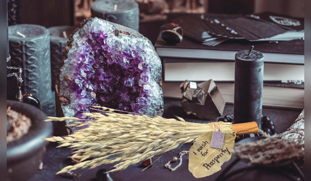 The Witch's Protective Charm – Make a Mini Witch's Broom!