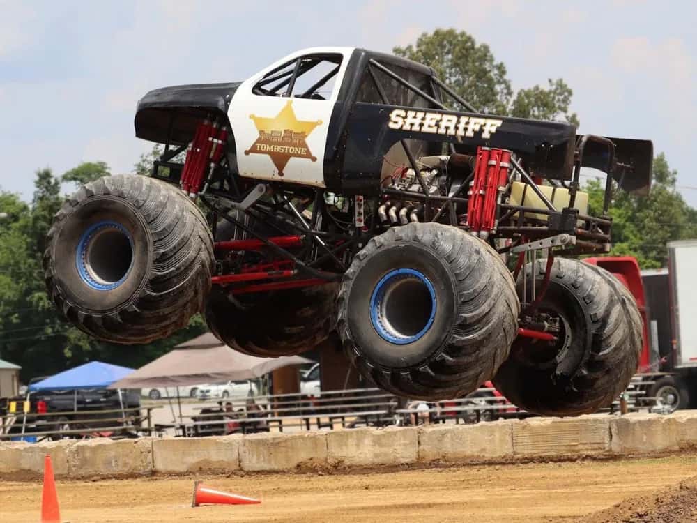 Monster Truck Wars