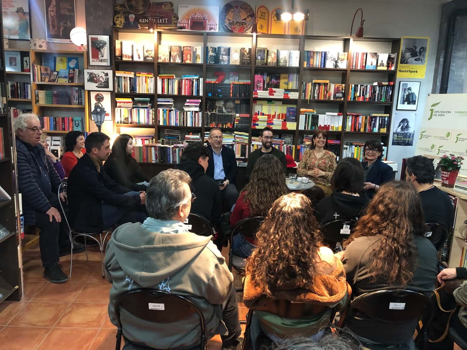 Poesía en tu librería: recital poético de José Antonio Lucero
