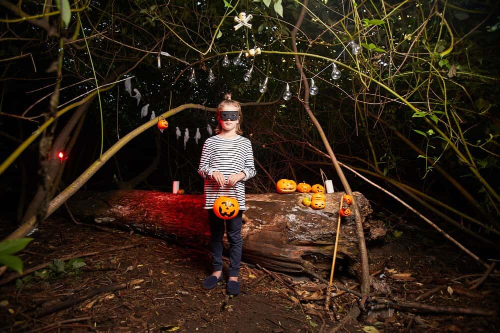 Acampada de Halloween para jóvenes en Acorán