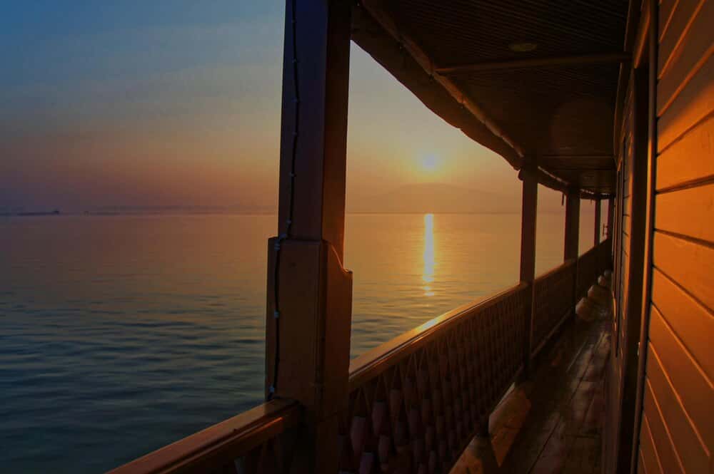 Roast Dinner Cruise