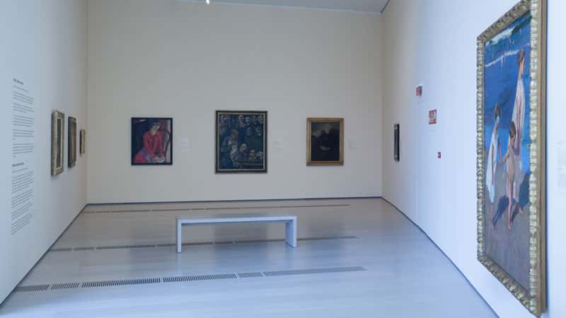 Visita comentada a la exposición "Retratos: esencia y expresión" con María José Salazar