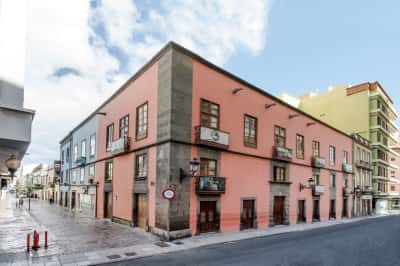 Coloquio Galdós ante la Guerra