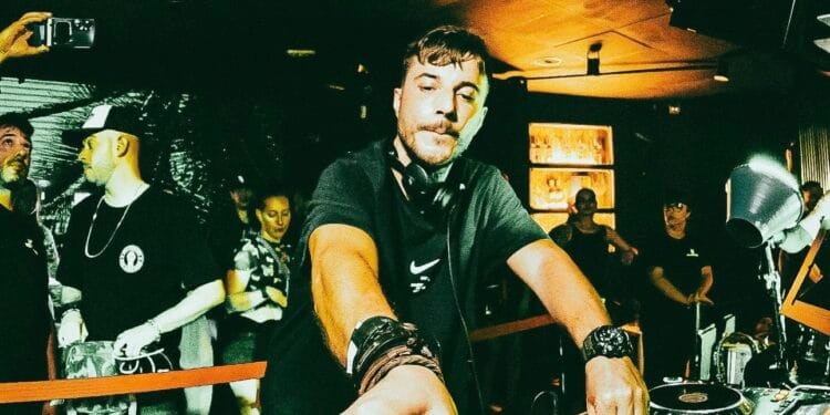 Carnaval electr贸nico