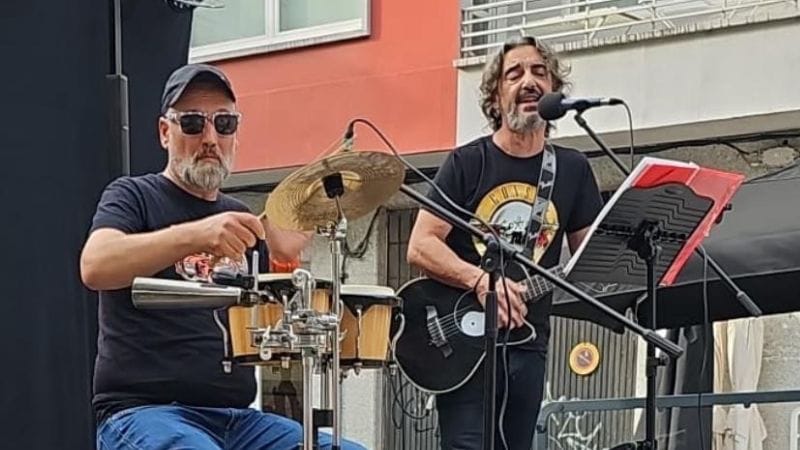Concierto de Mala Herba DĂșo en Samil