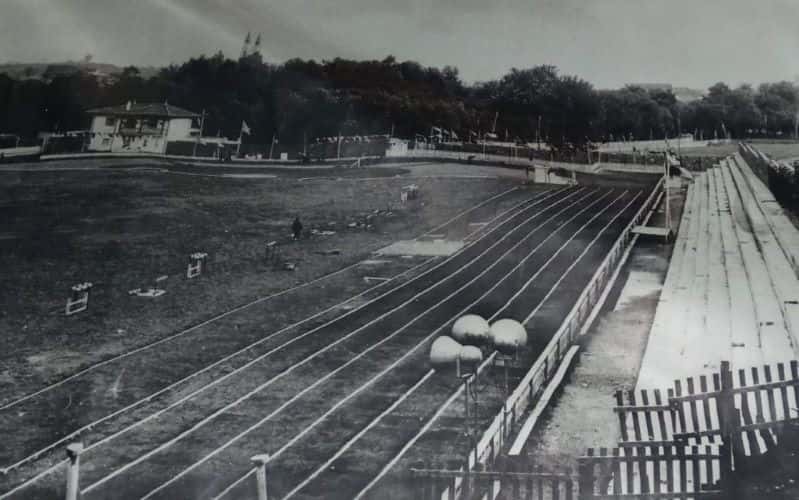Pista de la Exposición