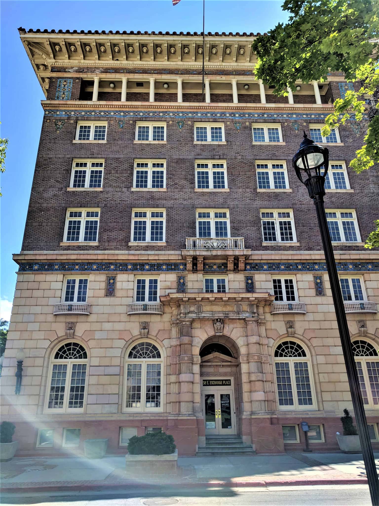 The Commercial Club