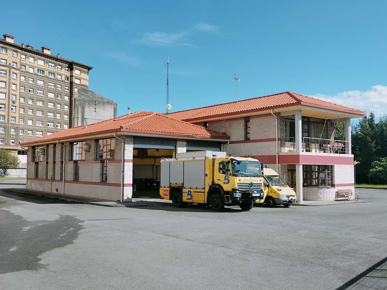 Centro Cultural y Complejo Deportivo Los Canapés