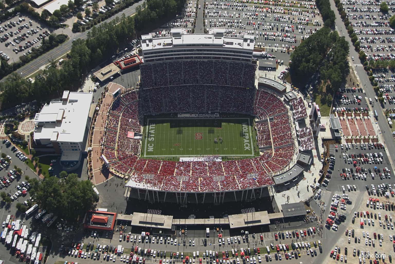 North Carolina State Wolfpack Football vs. California Golden Bears Football