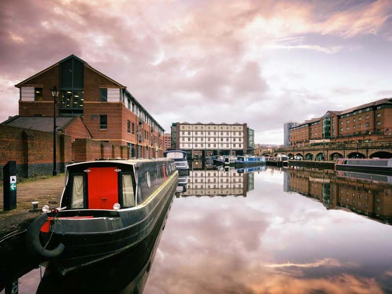 Let's Walk: Historic Canal Walk (Victoria Quays)