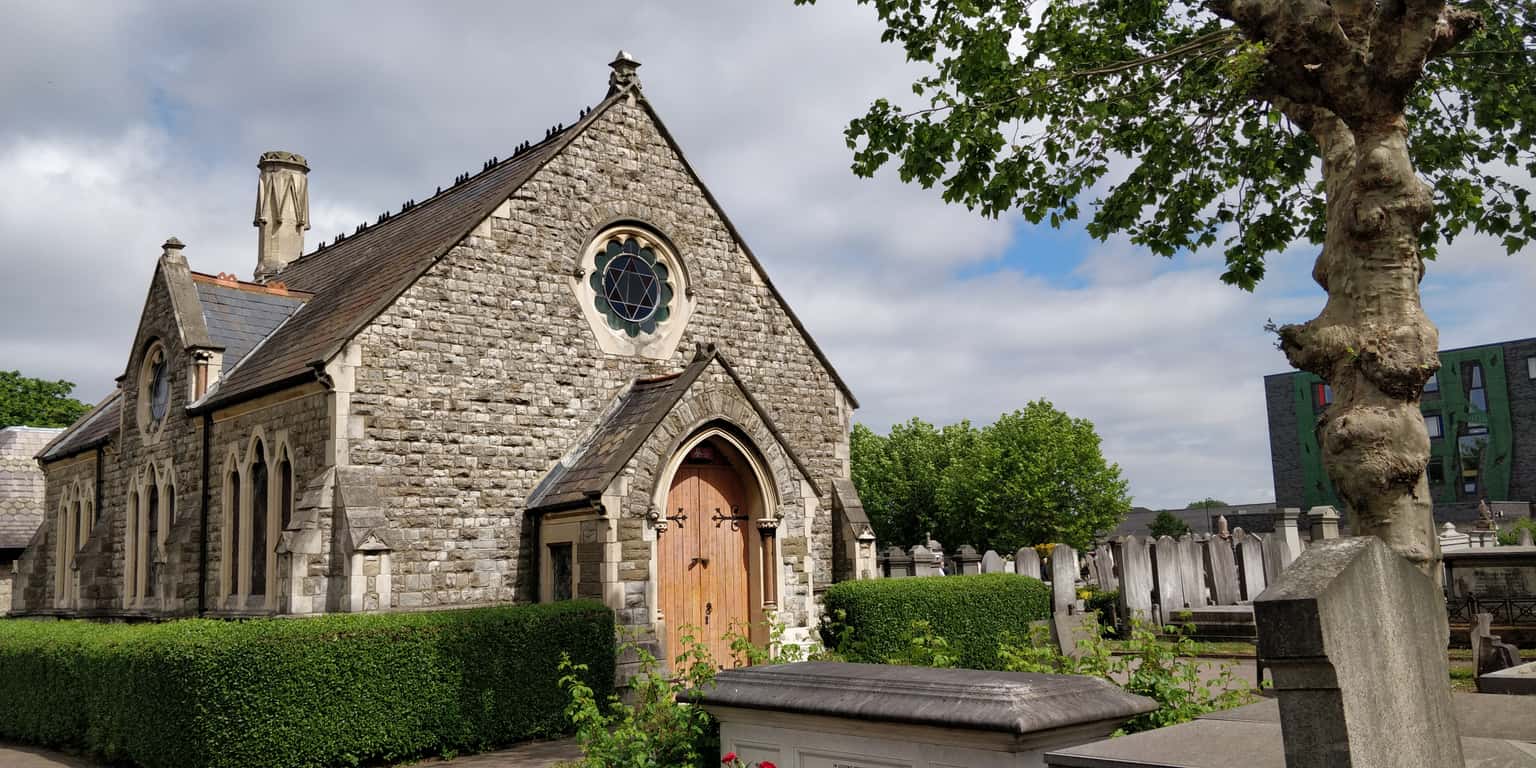 Willesden Jewish Cemetery