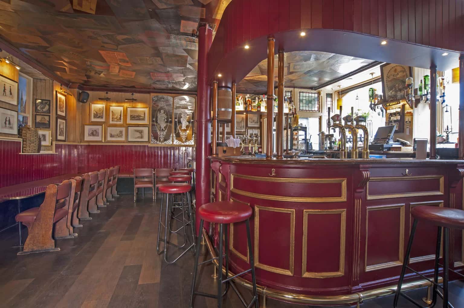 The Waverley Bar