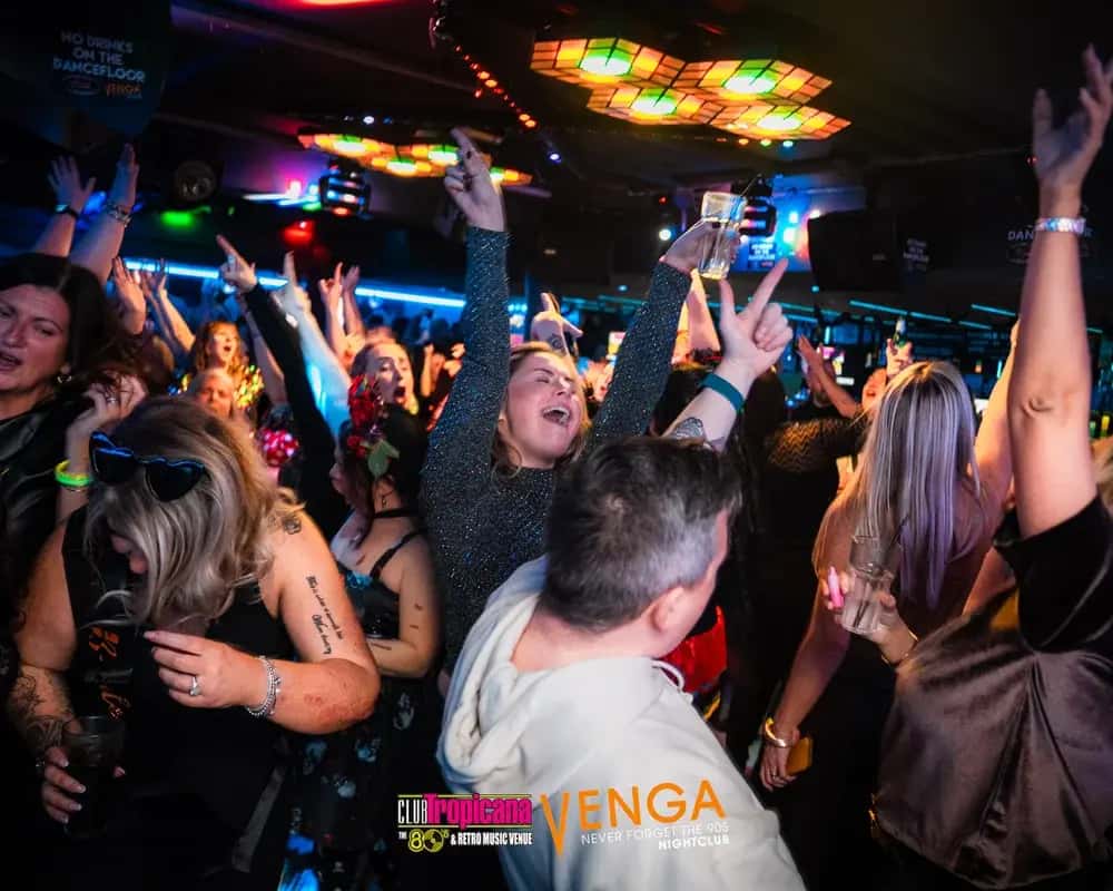 Club Tropicana & Venga