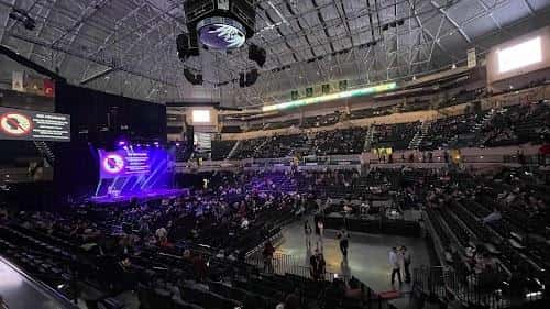 CeCe Winans - Come Worship! Tour