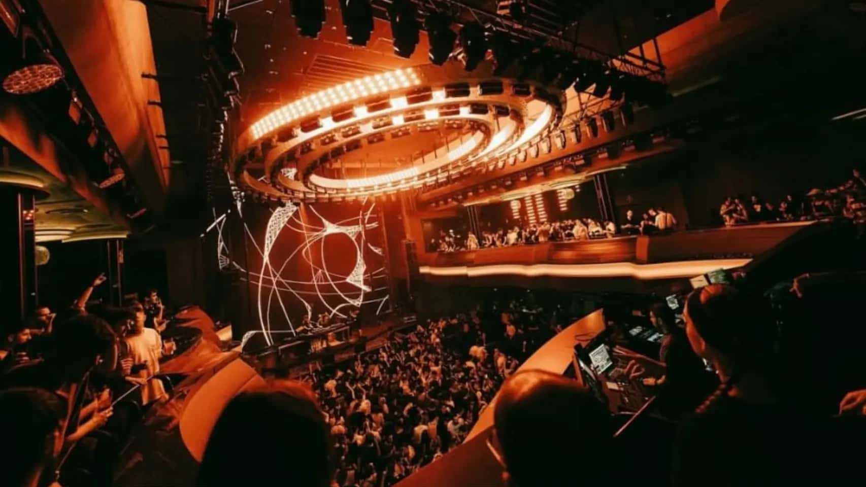 Wake Up! Hard Techno