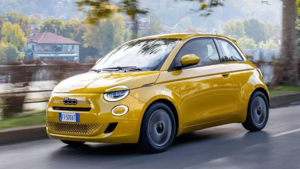 Jornadas de puertas abiertas para el nuevo Fiat 500 híbrido