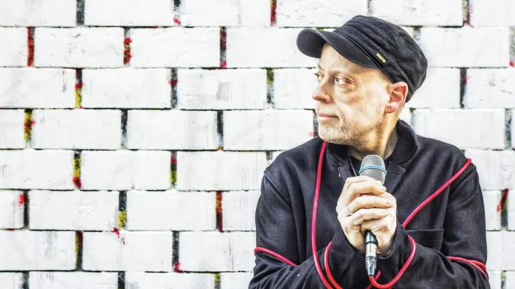 Concierto homenaje a Dani Martín y Hombres G por Carlos Bau & 80 Razones