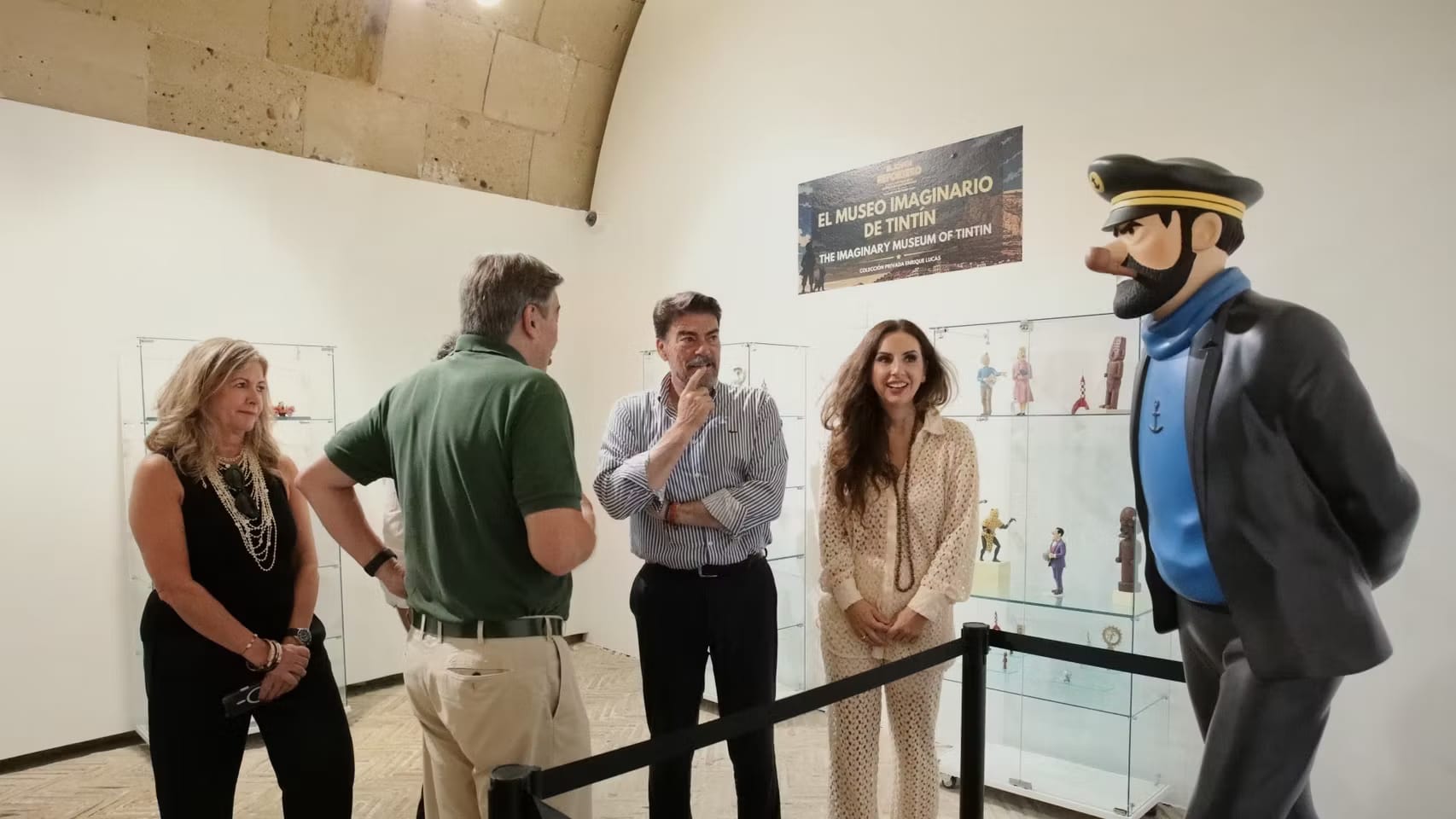 El joven reportero y sus aventuras en el Castillo de Santa Bárbara