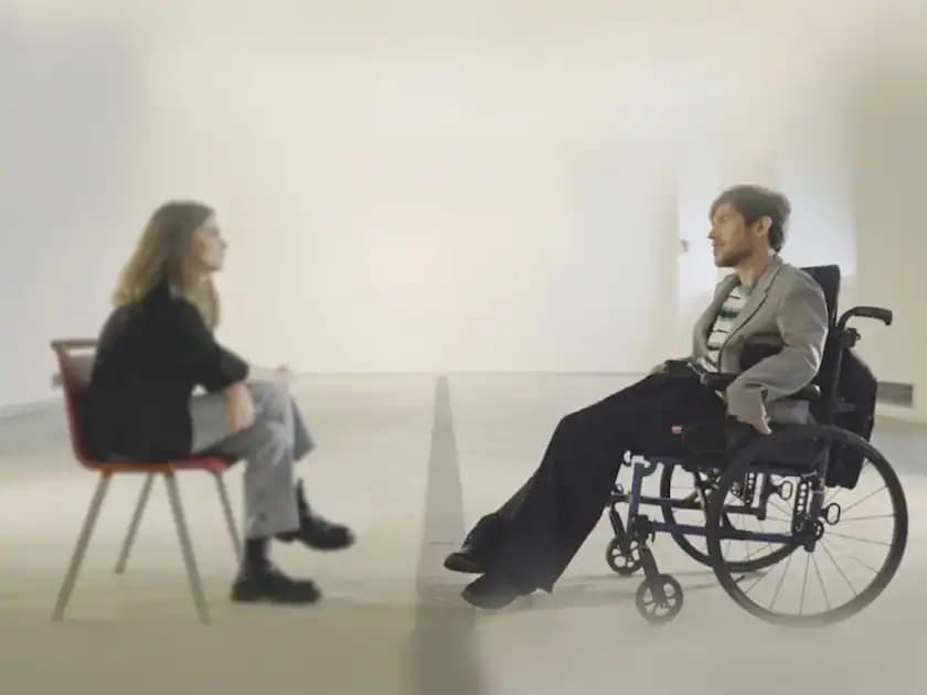 Interview, de agua y arena