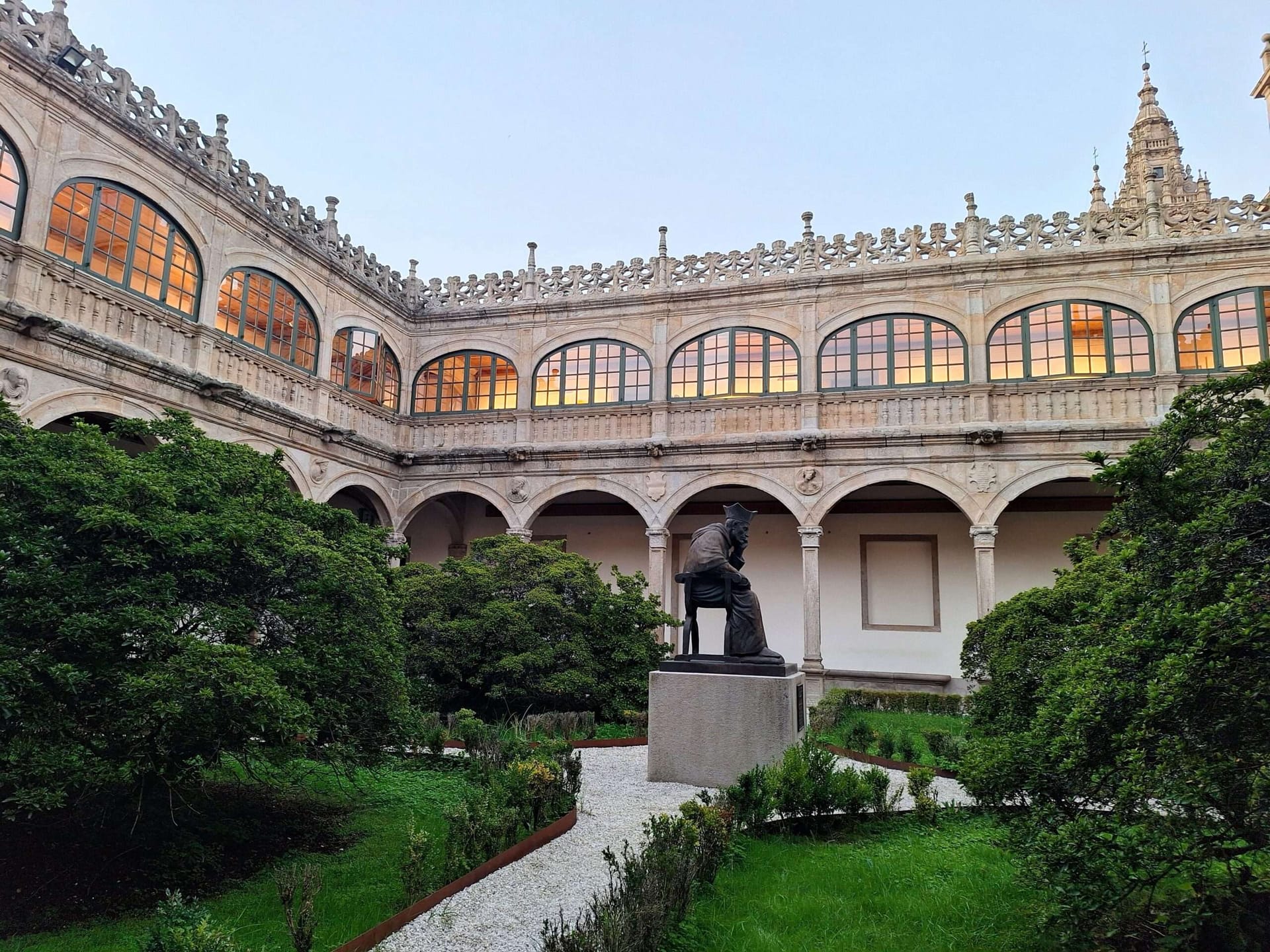 Sesión solemne de inauguración del curso 2026 de la Academia Xacobea