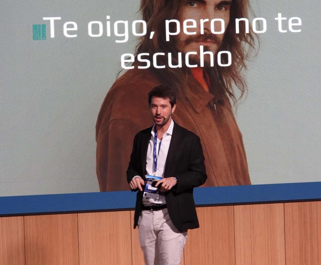 25N. Pornografía y Adolescencia: Cómo Encontrar Luces en las Sombras