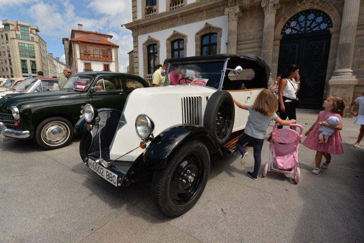 VIII Concentración de Vehículos Históricos Cidade de Pontevedra