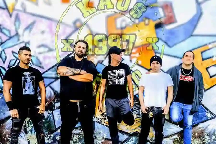 Kaos Etiliko + Deklibe