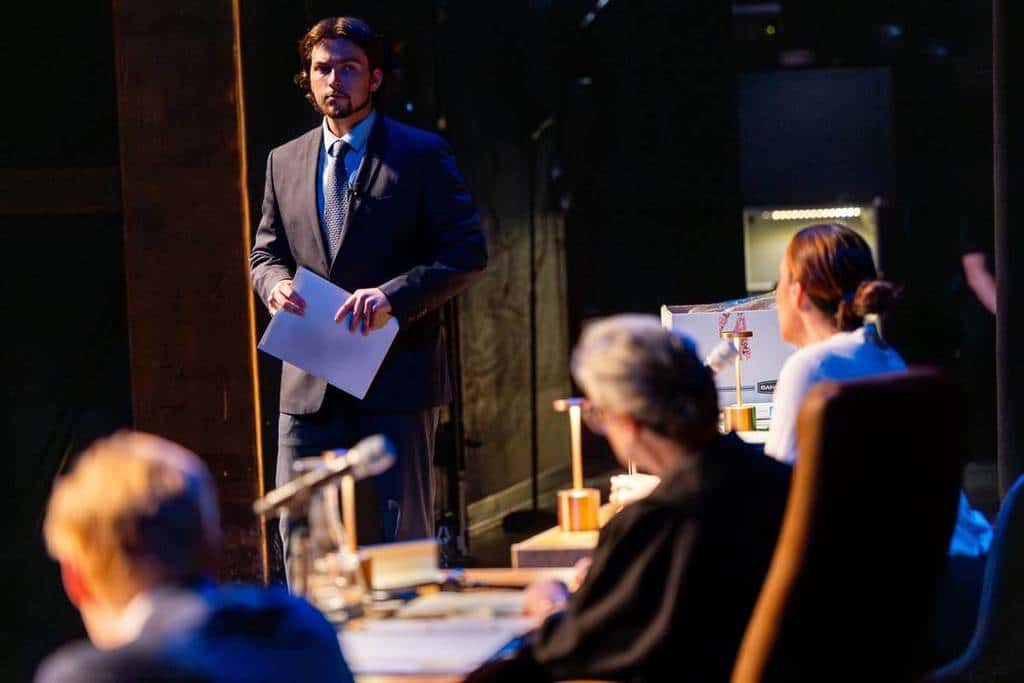 The Jury Experience - Travesía Mortal