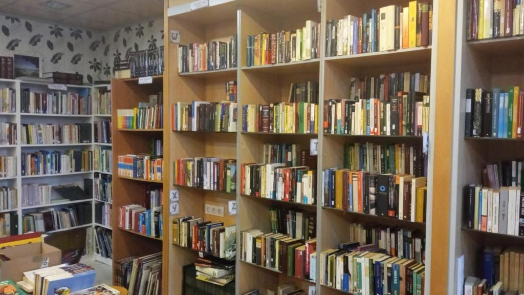 Feria de venta masiva de libros en Libros Hércules