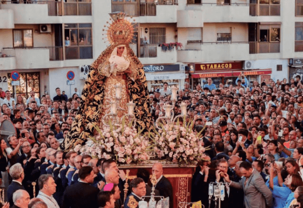Traslado de la Esperanza de Triana a Santa Ana
