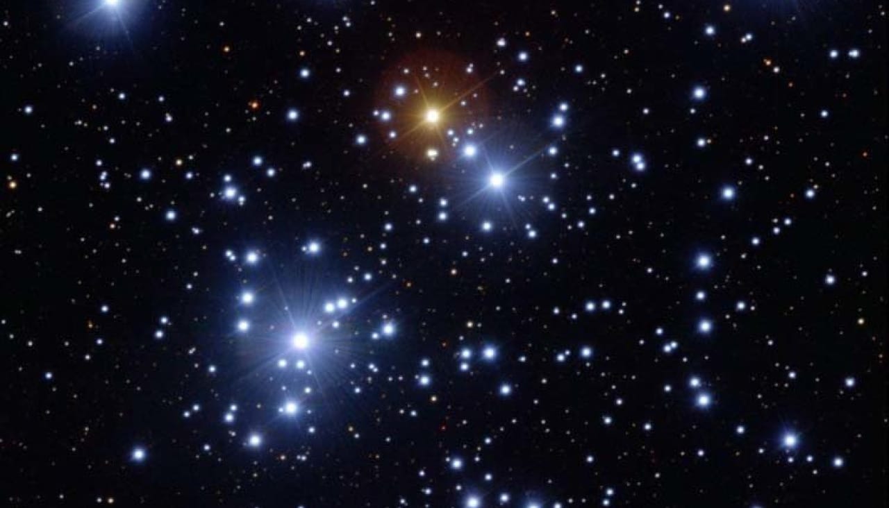 Observación astronómica do firmamento