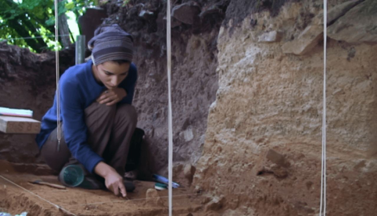 Proyección del documental 'O camiño de Cova Eirós'