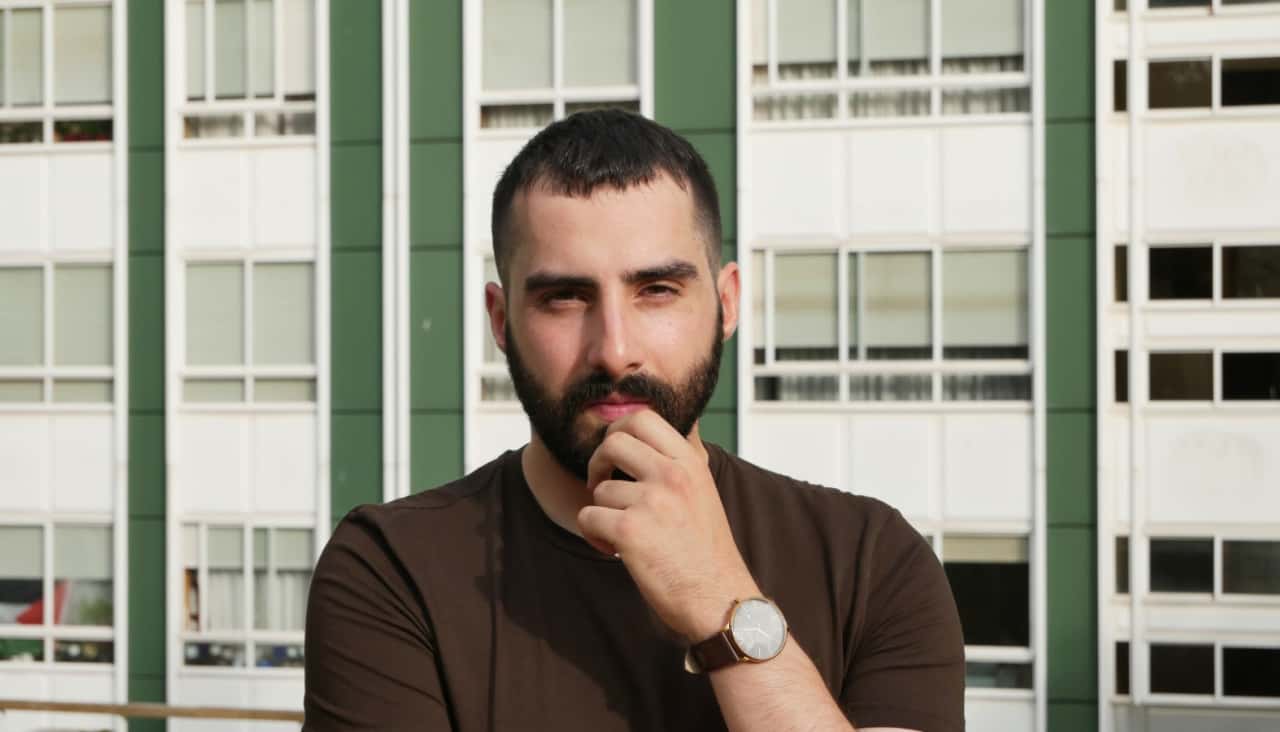 Presentación de la novela 'Espigas Queimadas' por Pablo J. Rañales