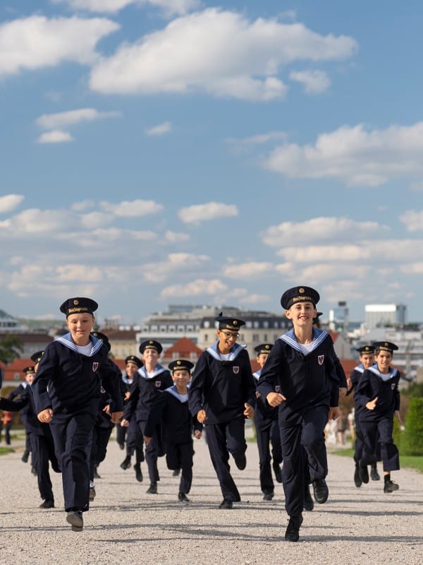 Niños Cantores de Viena, dirigida por Manolo Cagnin