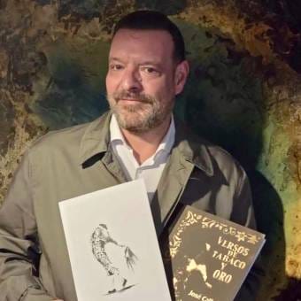 Presentación del libro 'Versos de tabaco y oro' de José Callado López