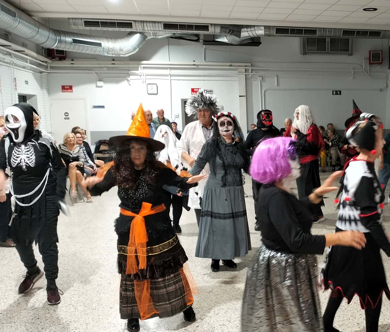 Baile de Disfraces de Halloween
