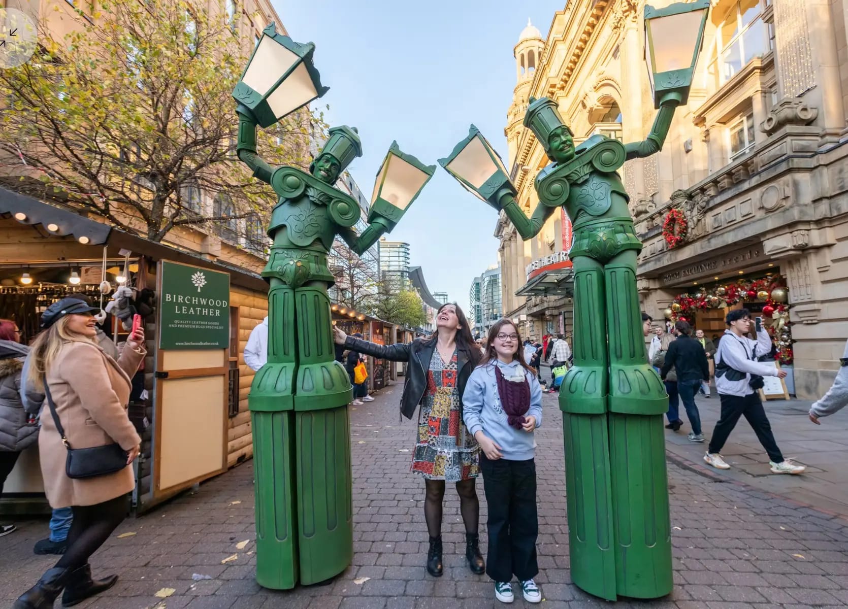 Las lámparas vivientes (The living lamp post)