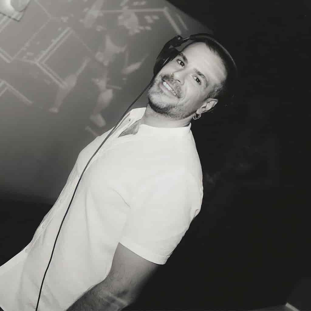 DJ L2 - Sesión Matinal de Disfraces