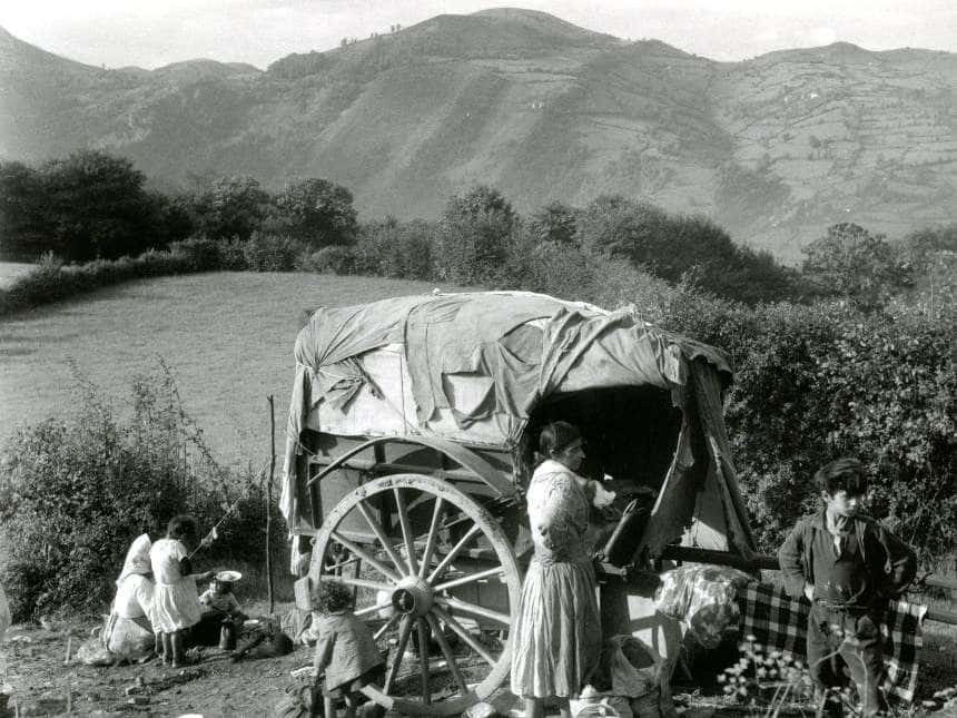 Vidas de un mismo tiempo. Fotografía social de Mario Pascual (1959-1970) | Visita guiada