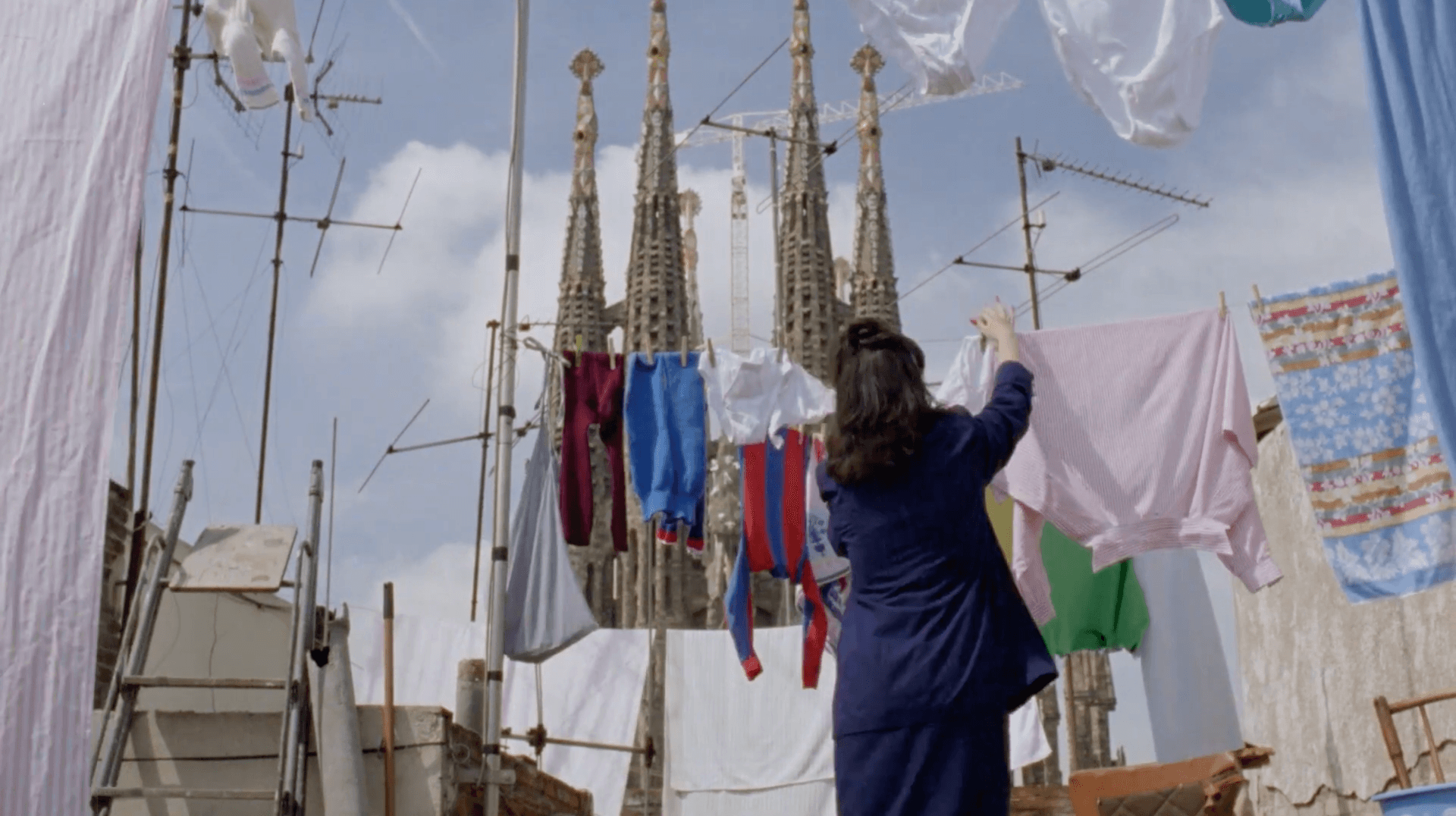 Cine club con Salón de Belleza: Costa brava