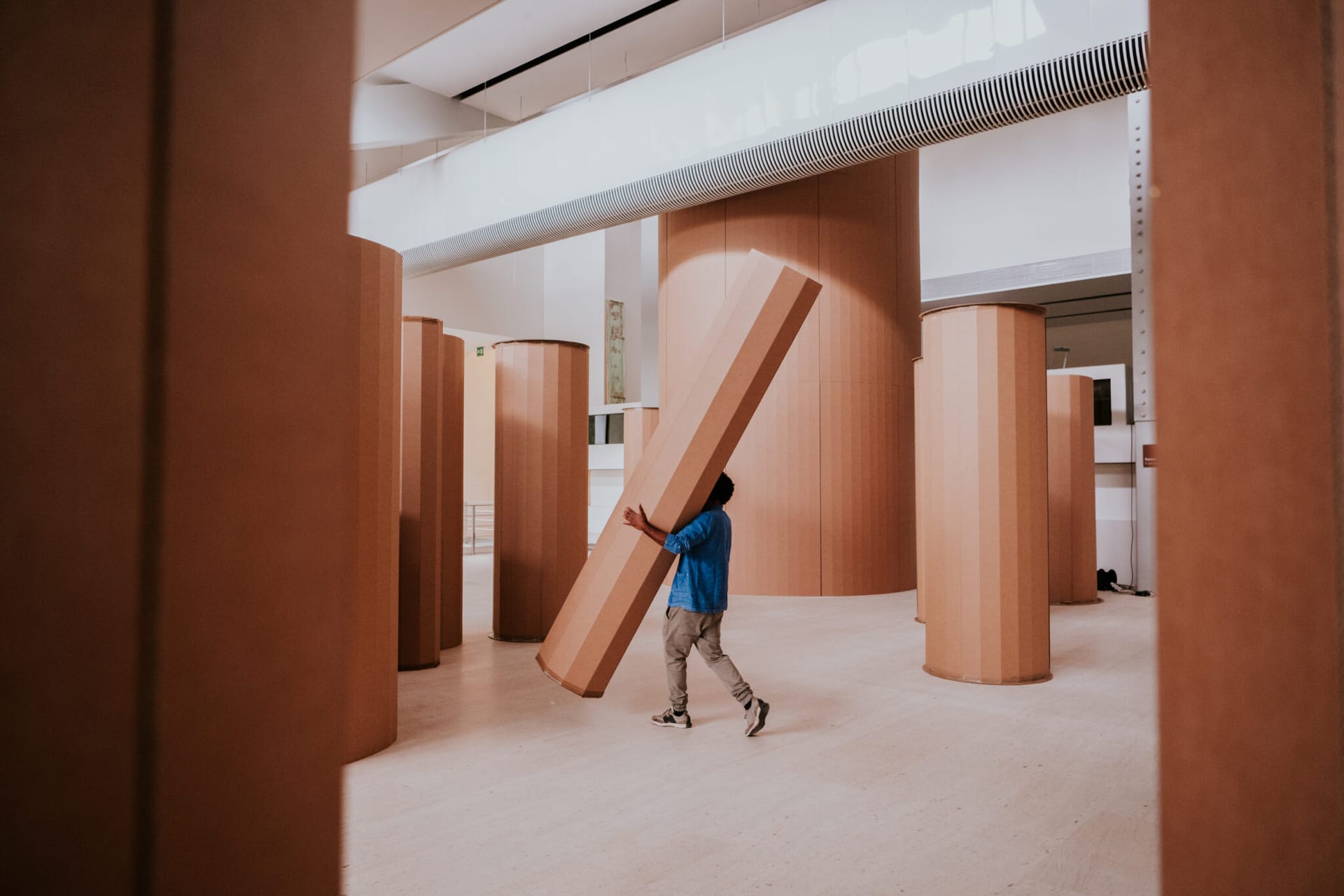 Carlos Bunga - New life after fire