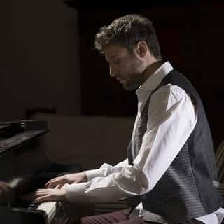 Giovanni Ghizzani sing along night