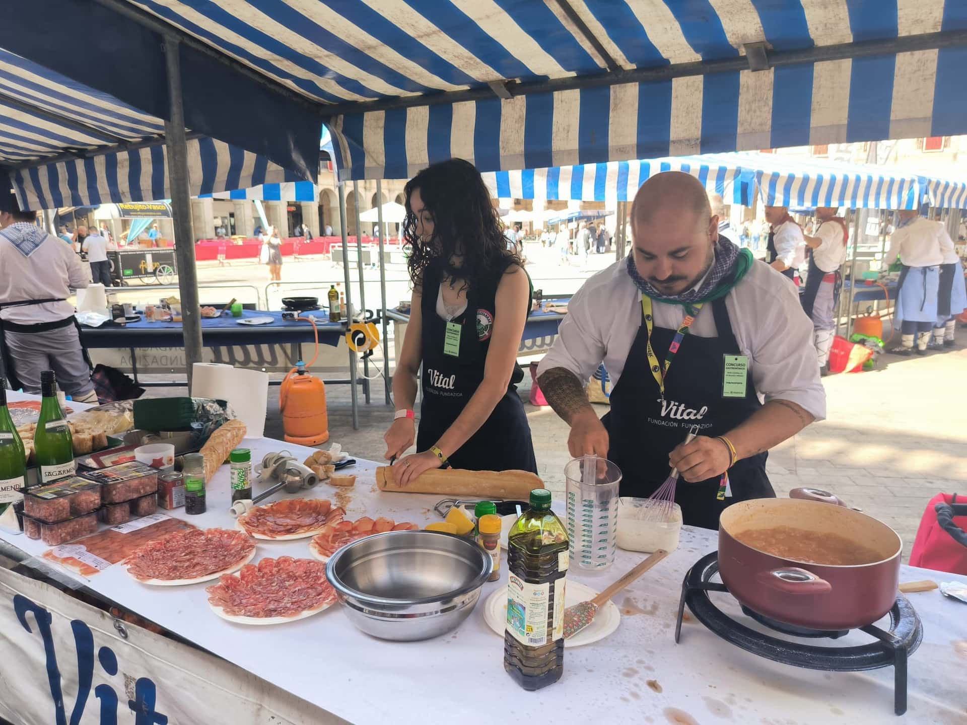 Concurso Gastronómico, cata de vino de Rioja Alavesa y lanzamiento de Bota de Vino Celedón