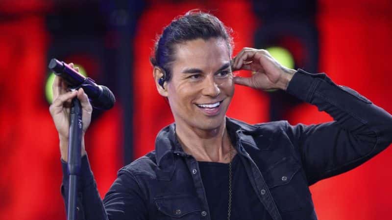 Julio Iglesias Jr. | Experience Tour