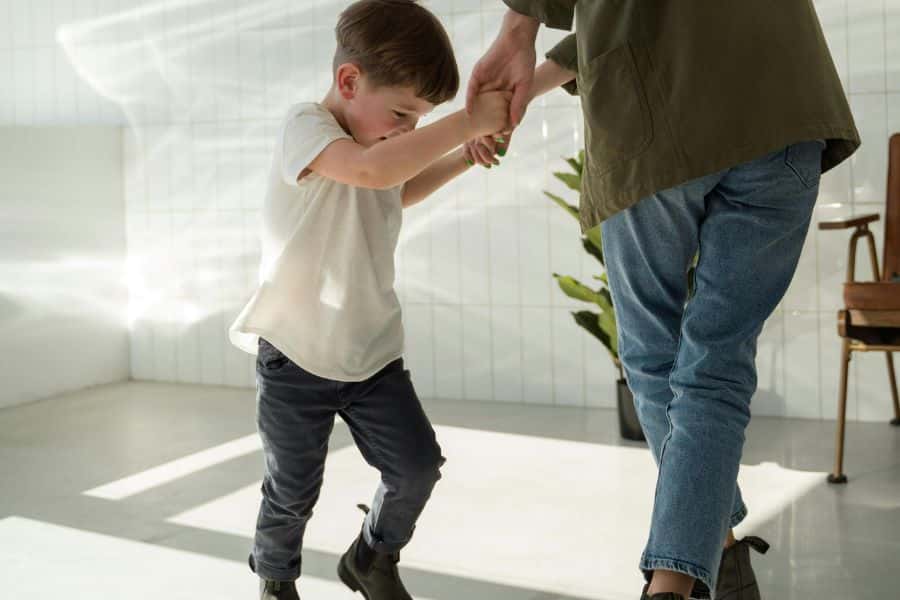 Dantza familian (5-8 urte)