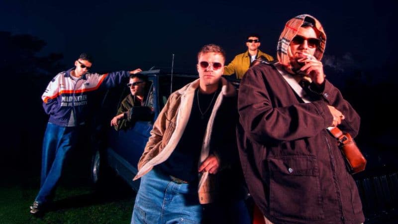 Concierto de Lisdexia presentando 'Esclavos del baile'