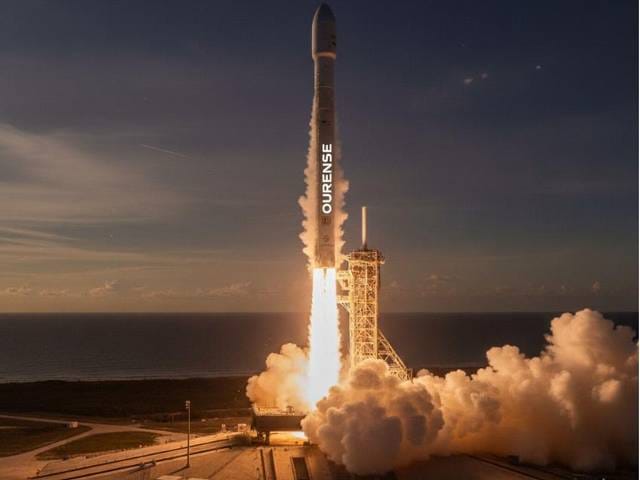 Presentación lanzamiento de satélites