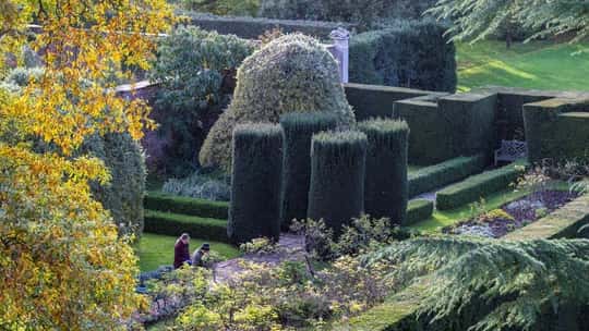Garden Tour - Autumn Colours